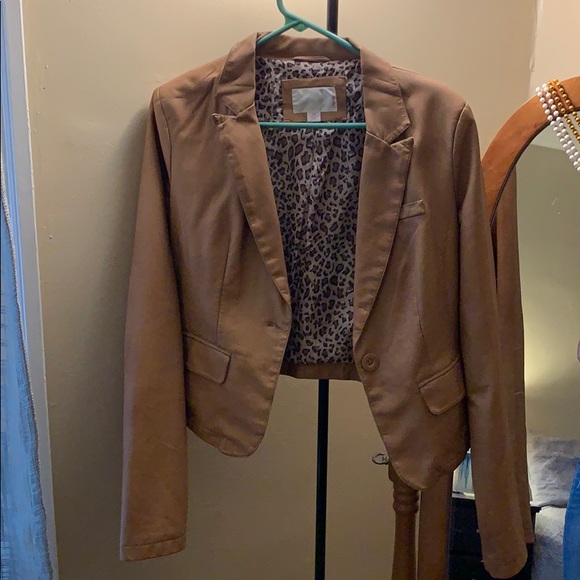 Jacket - Picture 1 of 3